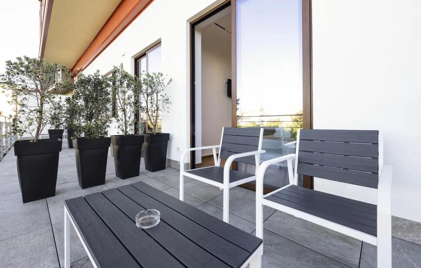Aparthotel La Brisa Capo dʼOrlando Exterior foto