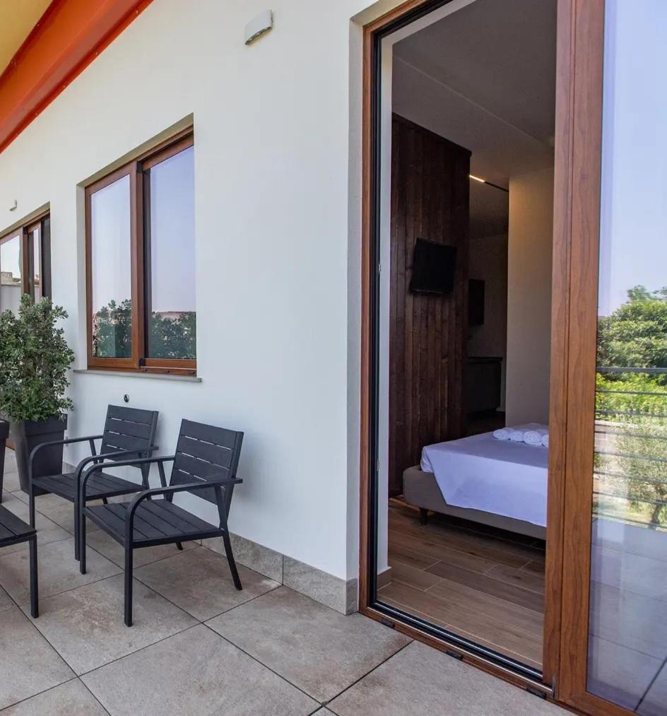 Aparthotel La Brisa Capo dʼOrlando Exterior foto
